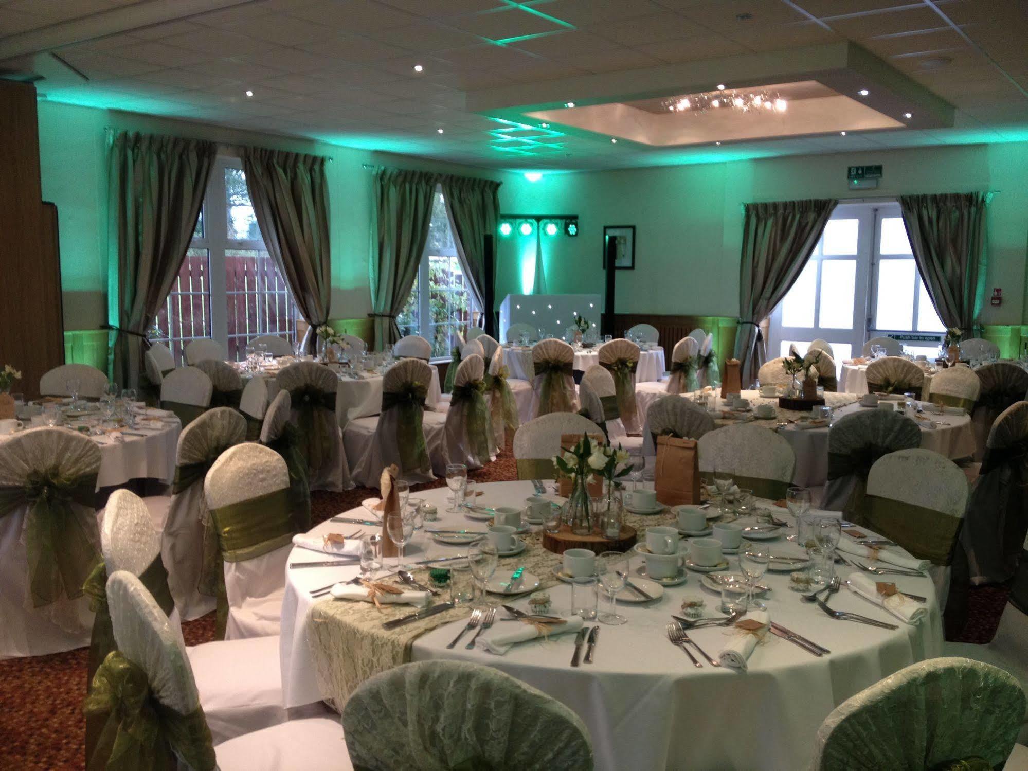 Allerton Court Hotel Норталeртън Екстериор снимка