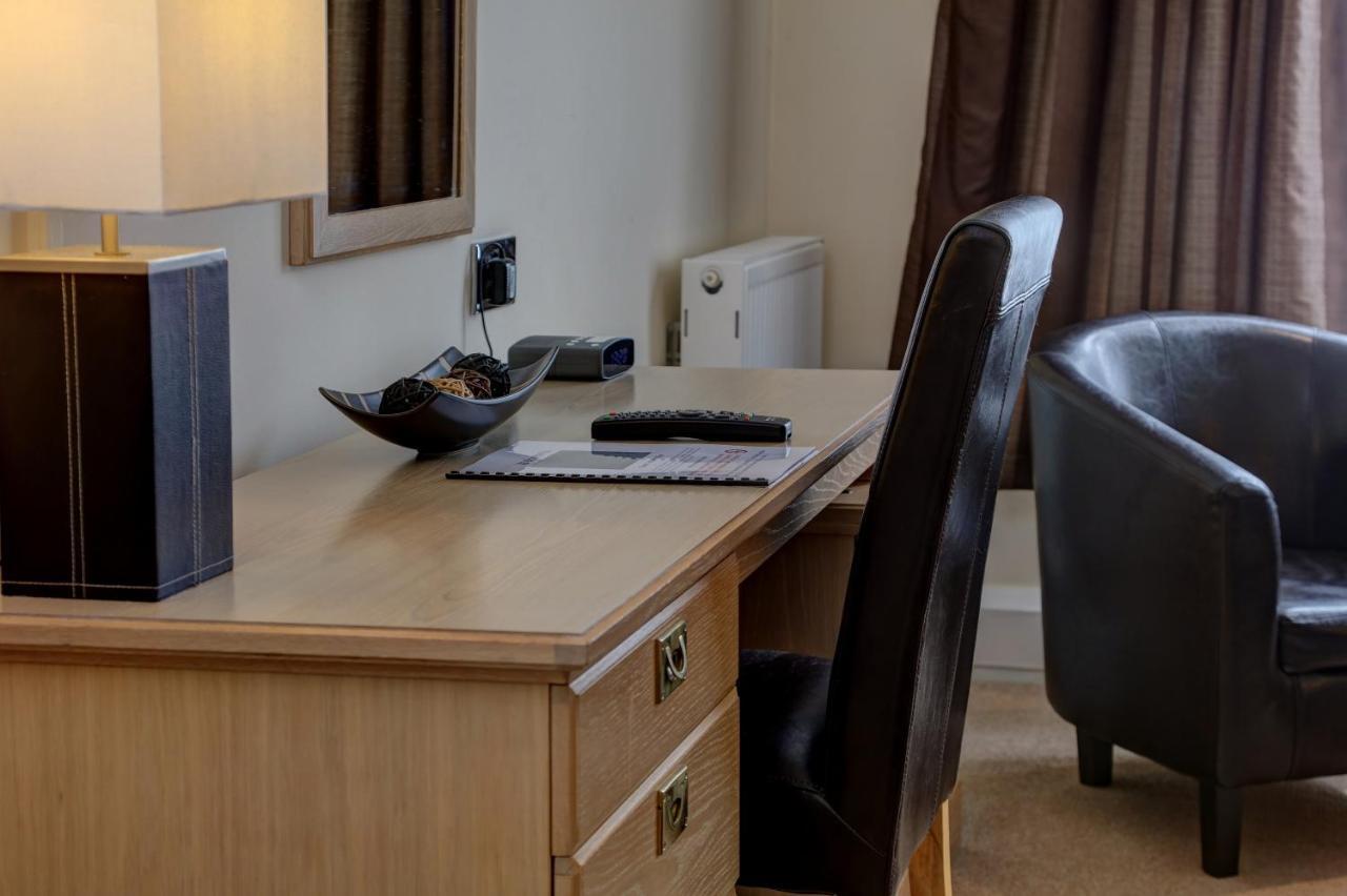 Allerton Court Hotel Норталeртън Екстериор снимка