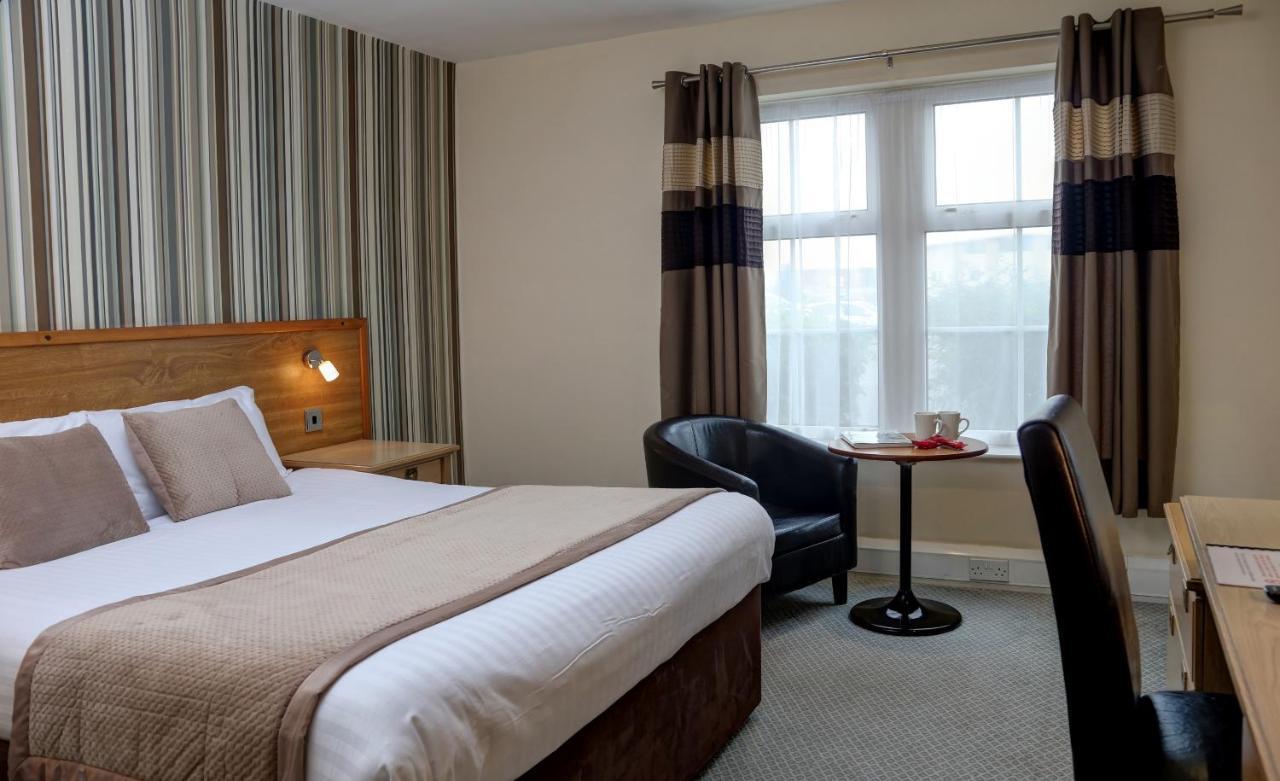 Allerton Court Hotel Норталeртън Екстериор снимка