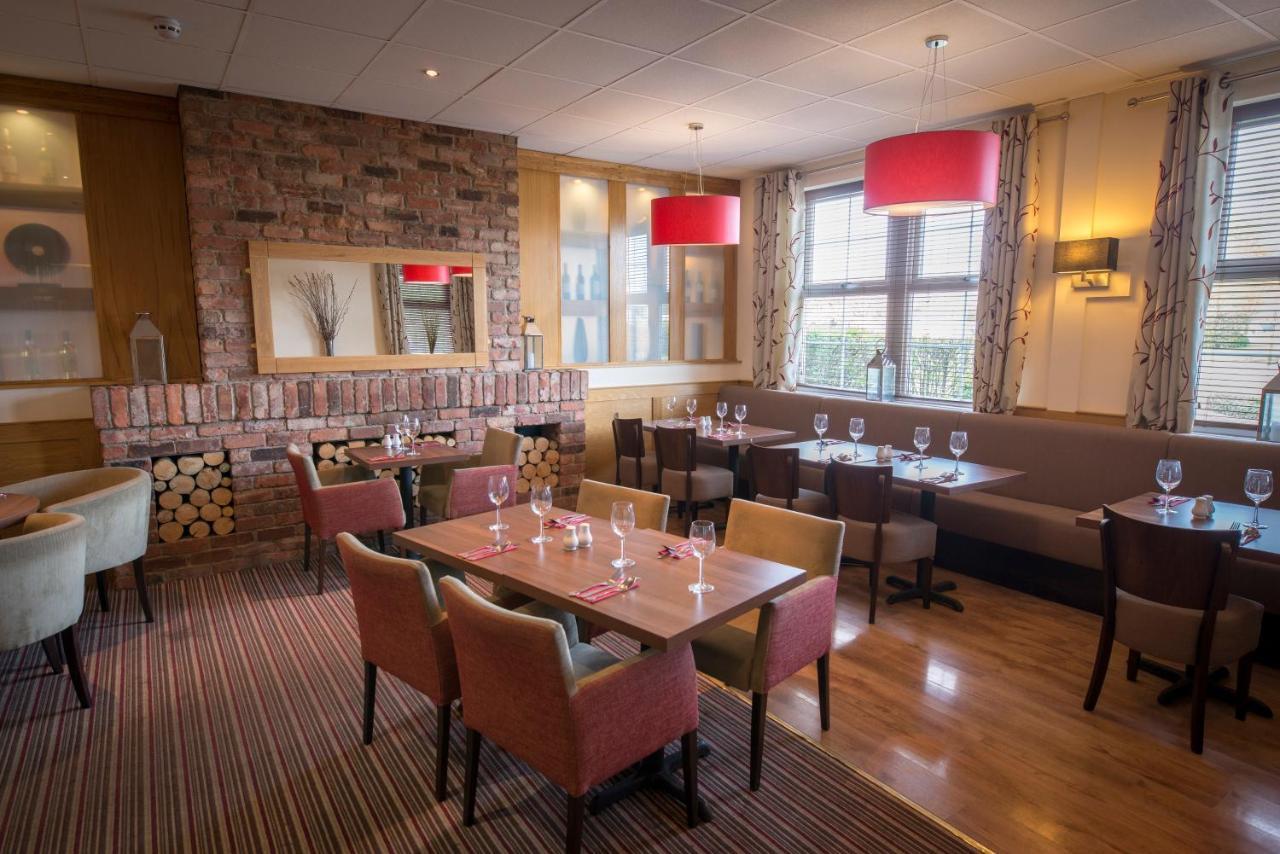 Allerton Court Hotel Норталeртън Екстериор снимка